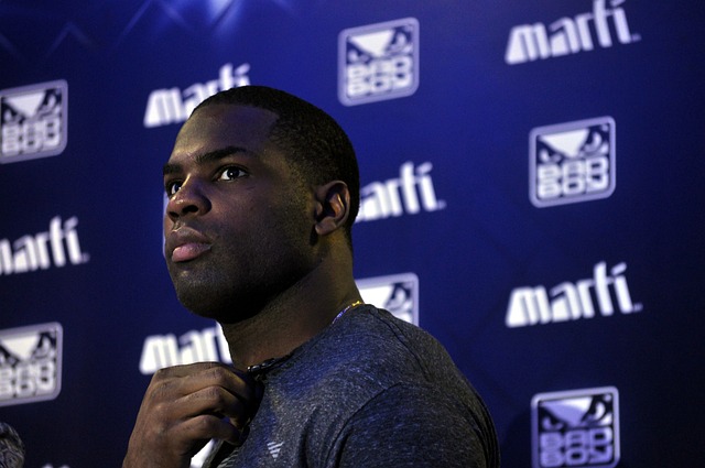 奋力拼搏与 奋力拼搏与